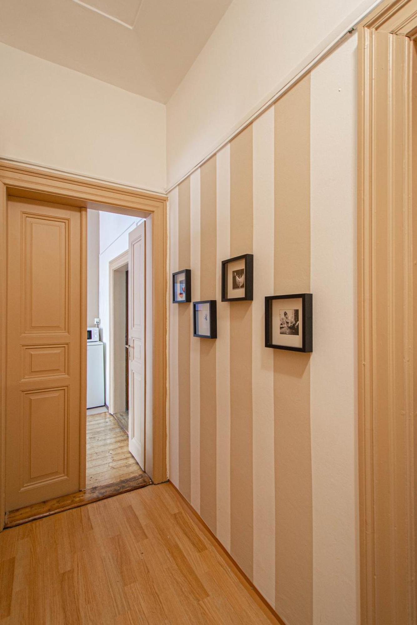 For Celebrations Spacious 3Bdr Apartment With Balcony Prag Dış mekan fotoğraf