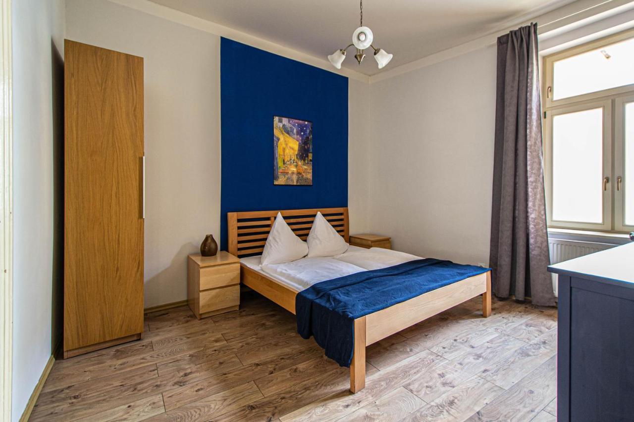 For Celebrations Spacious 3Bdr Apartment With Balcony Prag Dış mekan fotoğraf