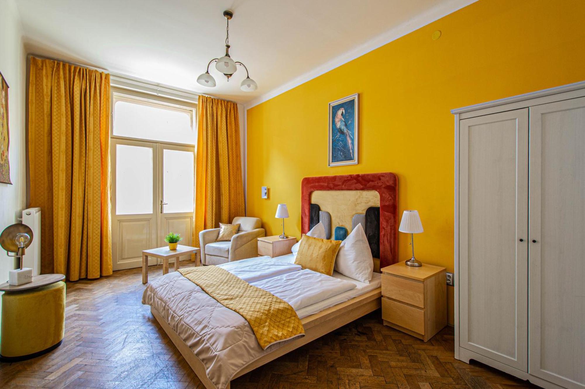 For Celebrations Spacious 3Bdr Apartment With Balcony Prag Dış mekan fotoğraf